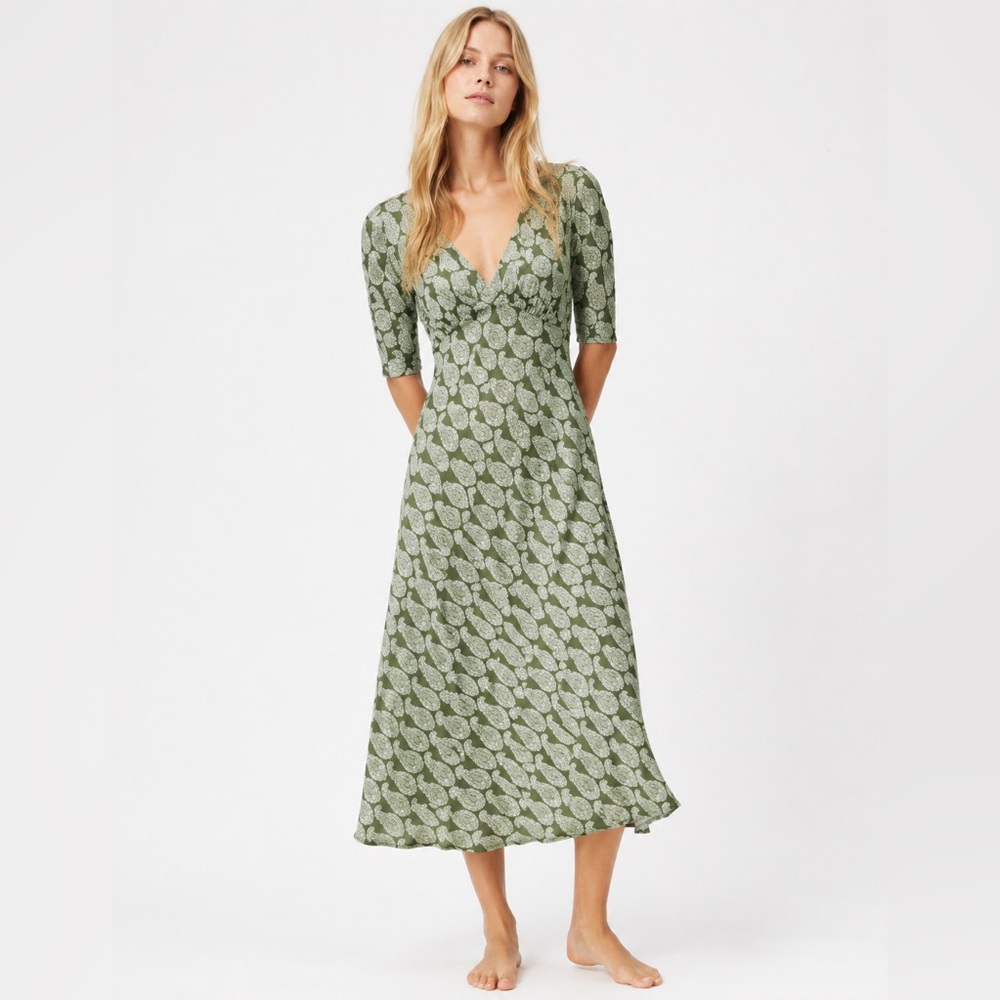 Boden Short Sleeve Jersey Midi Dress v-neckline green paisley print Size 10